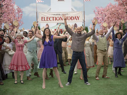 schmigadoon season 1 finale, cecily strong, keegan michael key, election day