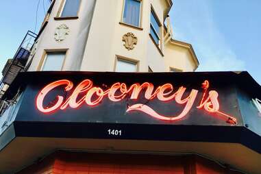 clooneys sign
