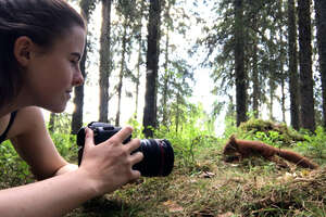 Girl Raises Four Orphaned Baby Red Squirrels In The Middle Of The Forest