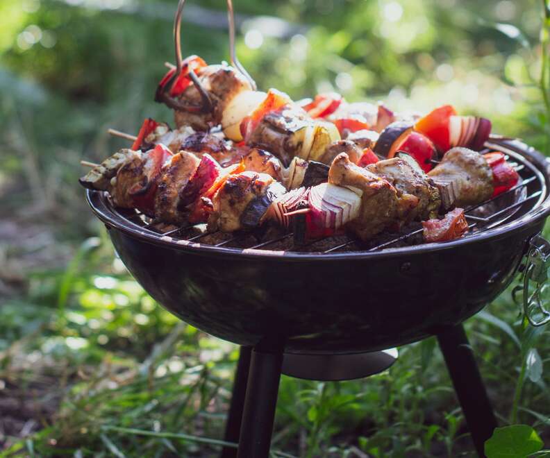 Portable Tabletop Gas Grill - Innovative Grilling Tools 