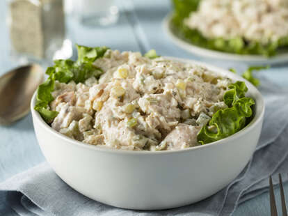 Chicken Salad Recall 2021: Willow Tree Products Might Be Contaminated ...