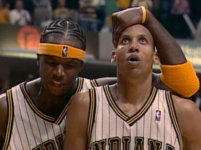 untold malice at the palace, indiana pacers jermaine o'neal and reggie miller