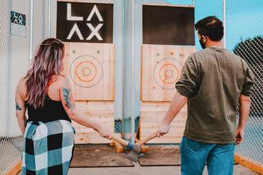 axe throwing