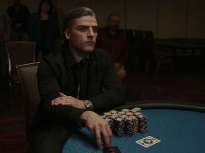 the card counter, Oscar Isaac with poker chips