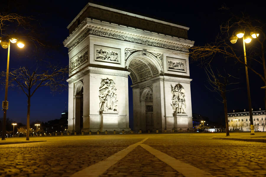 France Restricts Unvaccinated Travelers From The US Starting on Sunday