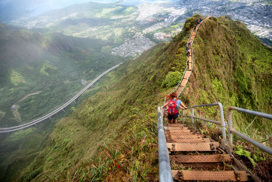 Hawaii Haiku Stairs: Why You May Never Get the Chance to Hike the ...