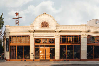 A Complete Guide To Seattle’s Capitol Hill Neighborhood