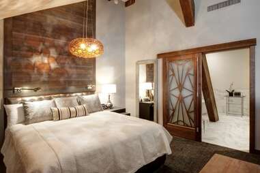 Crawford Hotel