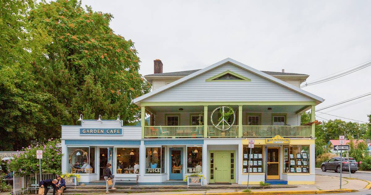 Teddy Bear Museum and Coffee Shop, Kingston, Ulster County, Hudson Valley,  NY