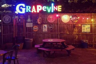 The Grapevine Bar