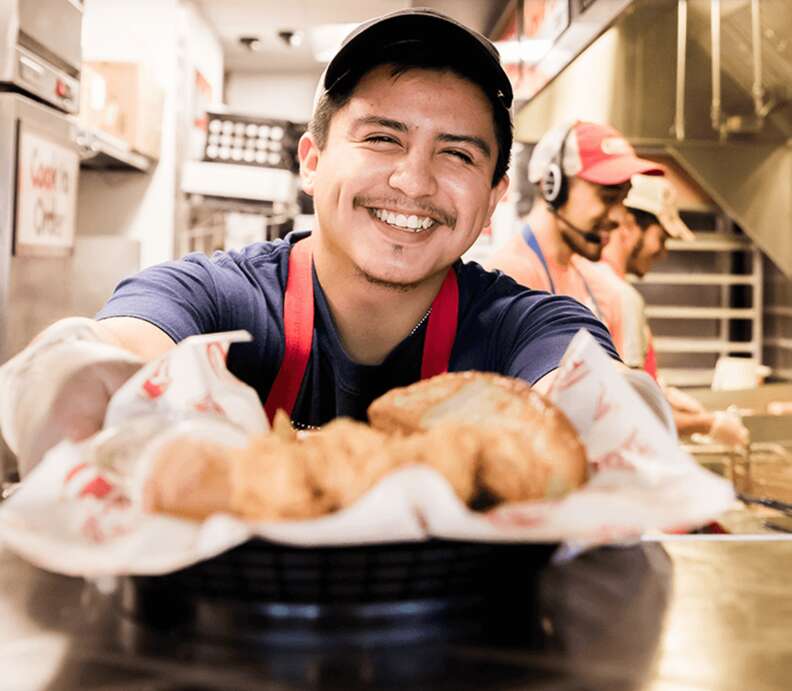 WHAT IT'S LIKE WORKING AT RAISING CANE'S 