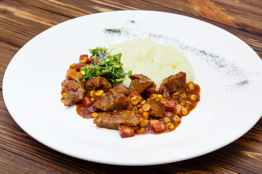 Canned Beef & Gravy Recalled Due to Lead Here's What You Need to Know Thrillist