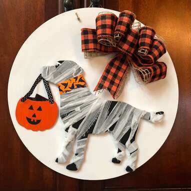 Something spooky for your front door: Halloween Lab Door Hanger