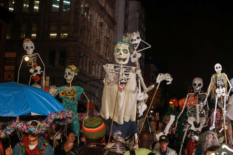 NYC Village Halloween Parade Guide 2021 Start Time, Route & More