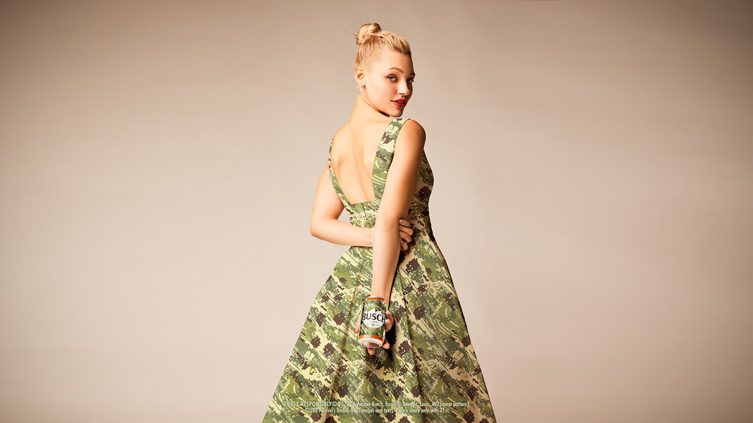 camo and lime green wedding dresses Light Champagne Wedding Dresses with Green Appliques Long Sleeves Bridal Gowns