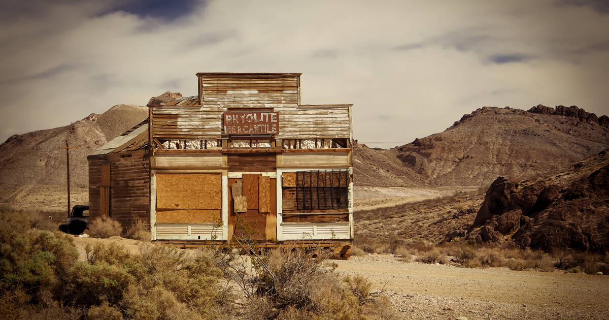 12 Haunted Places in Las Vegas That Might Be Risky!