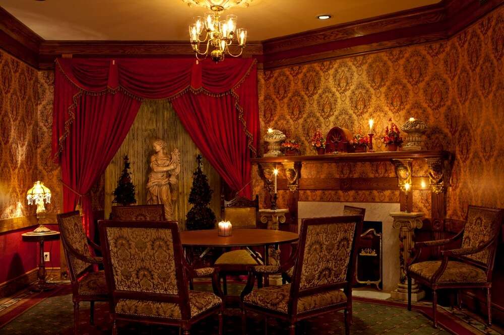 haunted house dining room