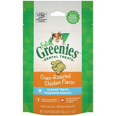 Treats that multitask: Feline Greenies Dental Treats