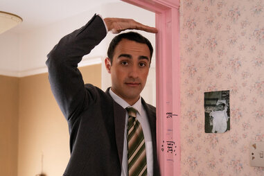 Jamie demetriou in stath lets flat