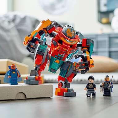 Tony Stark's Sakaarian Iron Man LEGO Set