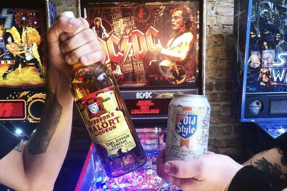 Things You Didn't Know About Malört, Chicago's Bad Tasting Liquor -  Thrillist