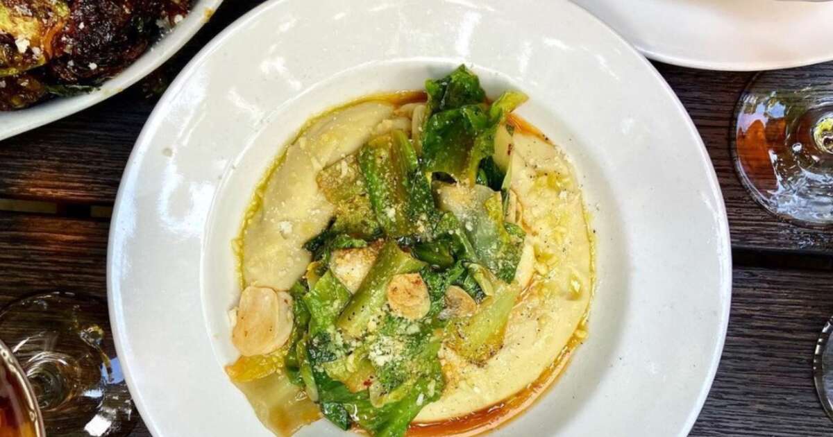 Saraghina - Pizza restaurant in Brooklyn, NY