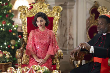 Queen Margaret princess switch, vanessa hudgens in princess switch 3