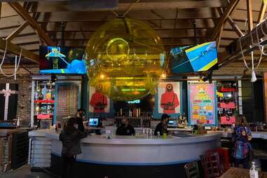a squid game inspired pop up bar is coming to replay lincoln park thrillist