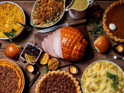 Thanksgiving Wine & Beer Pairing Guide for a Turkey Dinner - Thrillist