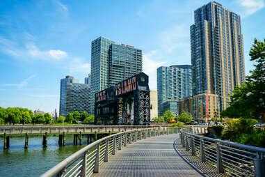 Gantry Plaza State Park