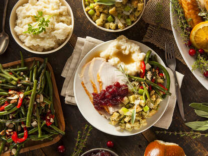 Thanksgiving Freebies 2021: Everywhere To Get Free Food Deals Today -  Thrillist