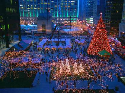 German Christmas Chicago 2022 Christkindlmarket 2021 Guide: What To See, Do, Buy, And Eat - Thrillist