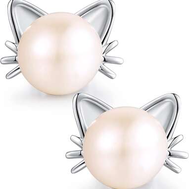 ZowBinBin Pearl Cat Ear Studs