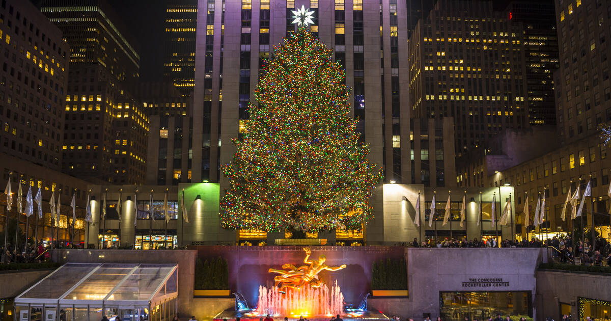 Christmas Tree Lighting Ceremony 2021: Rockefeller Christmas tree lights up New  York