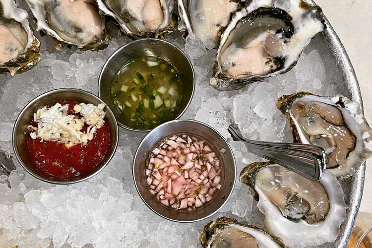 Blue Plate Oysterette