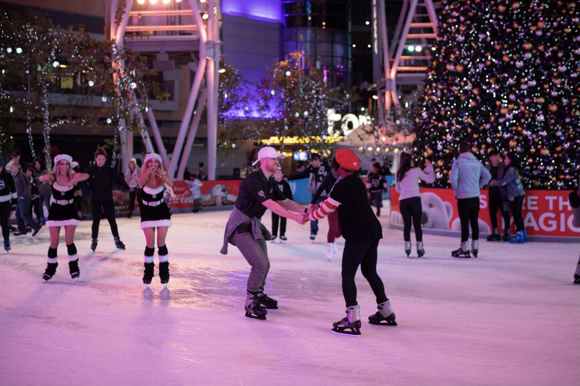 Things To Do In La Christmas 2022 Best Festive Christmas And Holiday Events In La - Thrillist