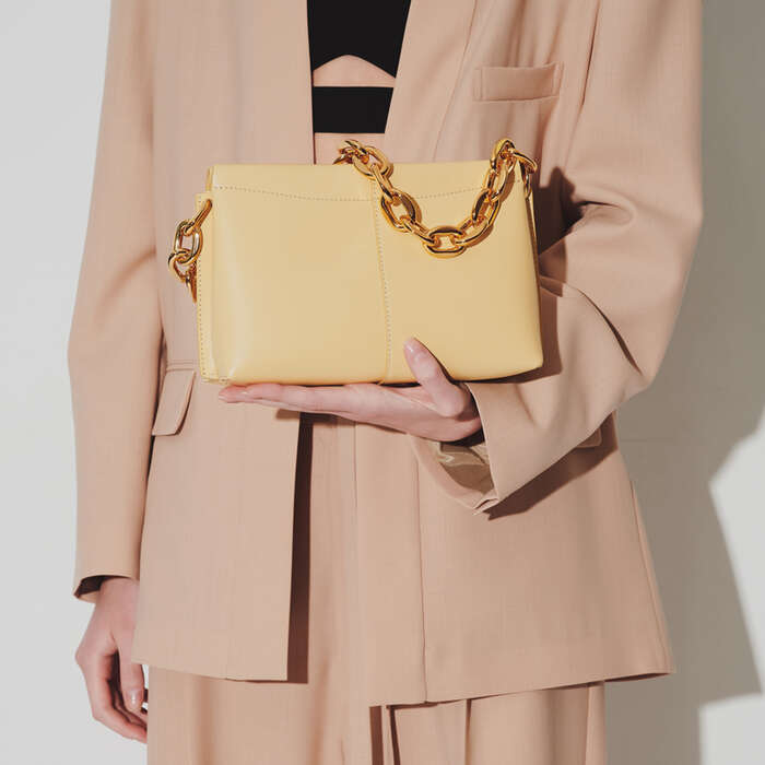 16 Trending Handbags to Gift in Every Size and Style