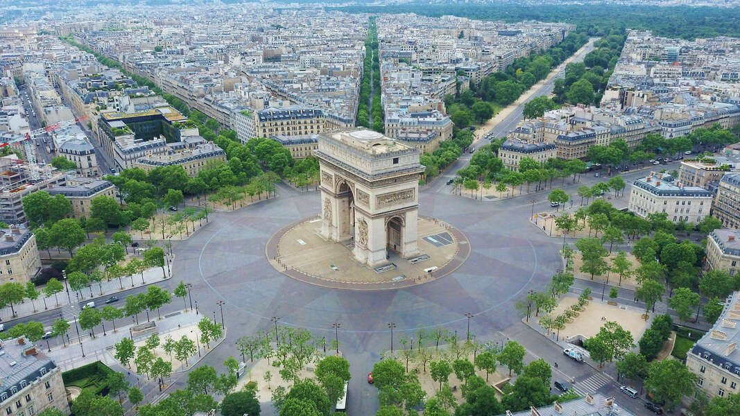 7 Countries Added to CDC's 'Avoid Travel' List, Including Tourist Destinations in Europe
