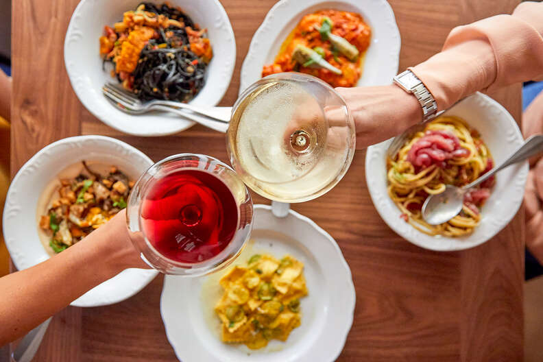 Christmas Day Brunch San Diego 2022 San Diego Restaurants Open On Christmas Day: Where To Get Take-Out -  Thrillist