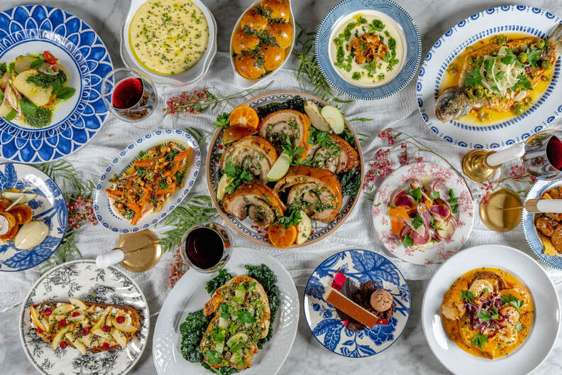 Restaurants Open On Christmas Eve 2022 San Diego San Diego Restaurants Open On Christmas Day: Where To Get Take-Out -  Thrillist