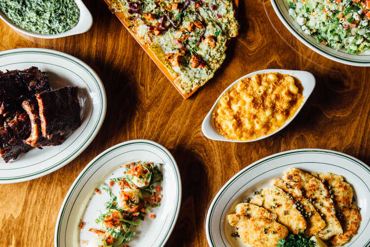 Christmas Day Dinner Chicago Area 2022 Chicago Restaurants Open On Christmas Day & During The Holidays - Thrillist