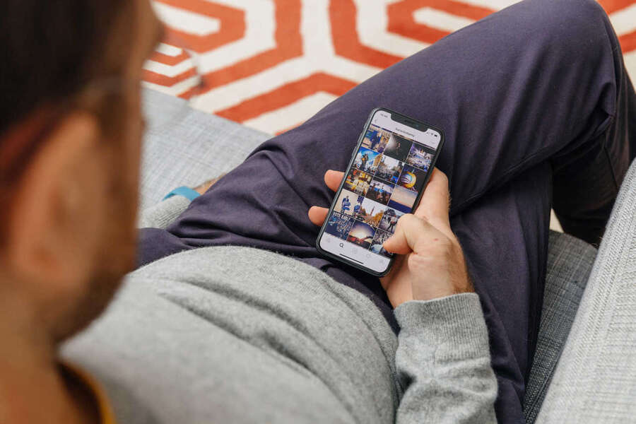 Instagram Is Bringing Back Its Chronological Feed Order - Thrillist