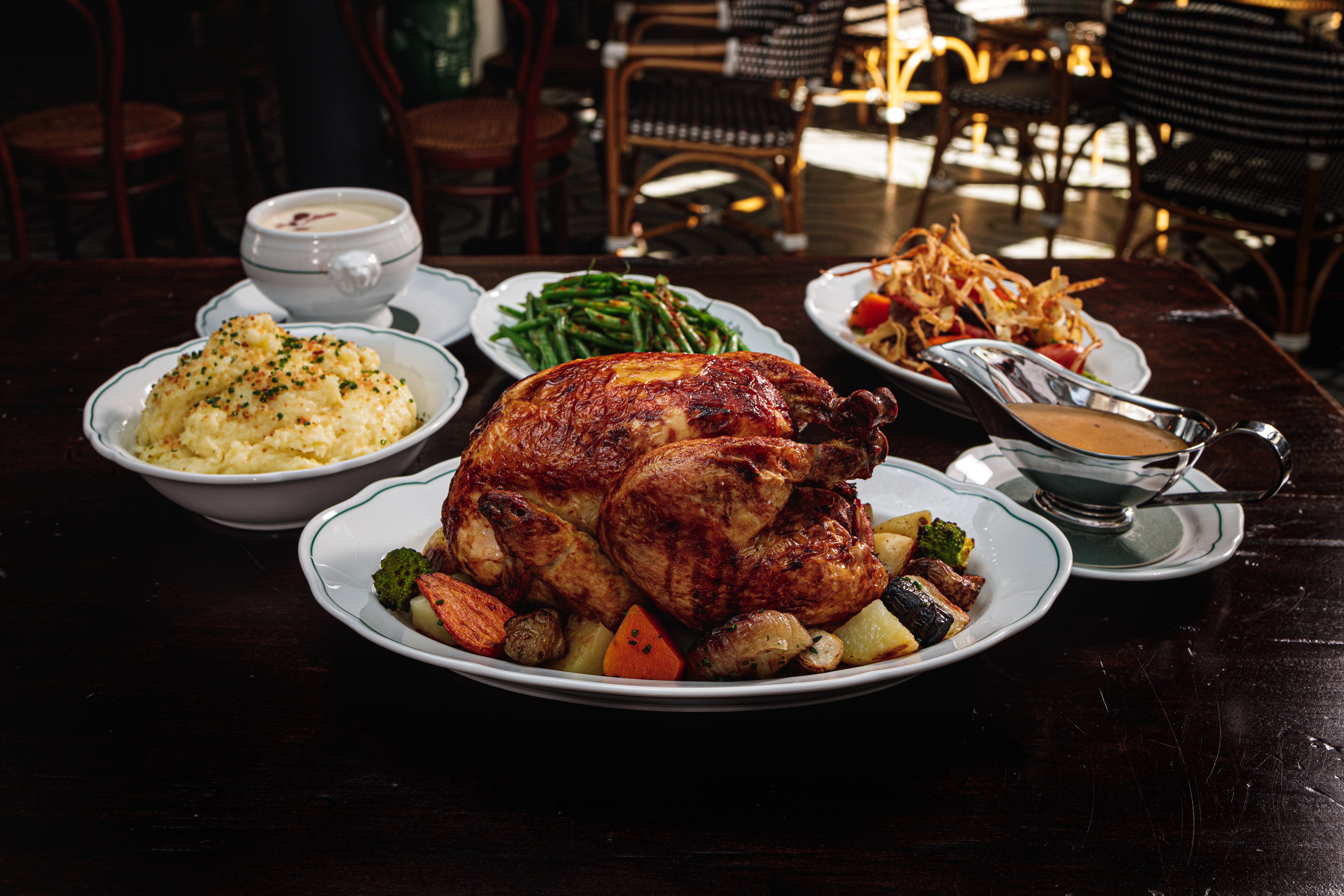 Best Los Angeles Restaurants Open on Christmas Day 2021 Thrillist