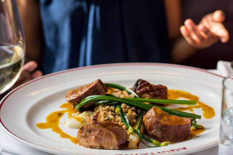 Christmas Eve Dinner Boston 2022 Boston Restaurants Open Through The Christmas & Holiday Season - Thrillist