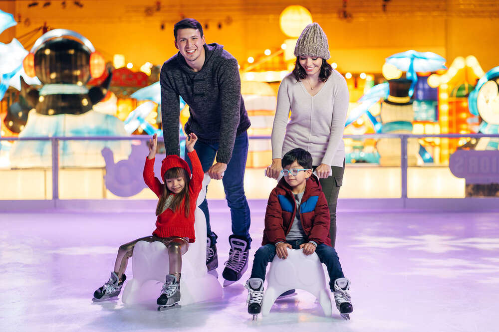 Polar Plaza Ice Skating Rink, Seattle Area Family Fun Calendar