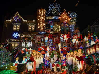 Island Heights Christmas House Tour 2022 Christmas Lights: Best Decorated Streets In The Nation - Thrillist