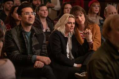 happiest season, daniel levy, kristen stewart, mackenzie davis