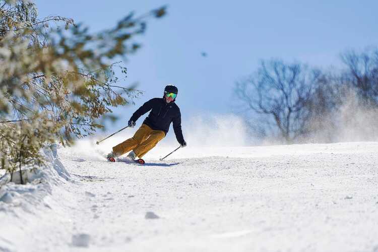 Top Ski Hotels in New England, Best Eastern Skiing