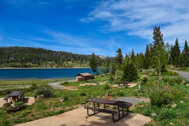 a cabin on the lake
