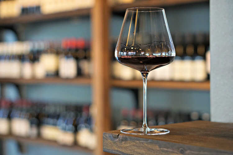 Garagiste Wine Room | Merchant